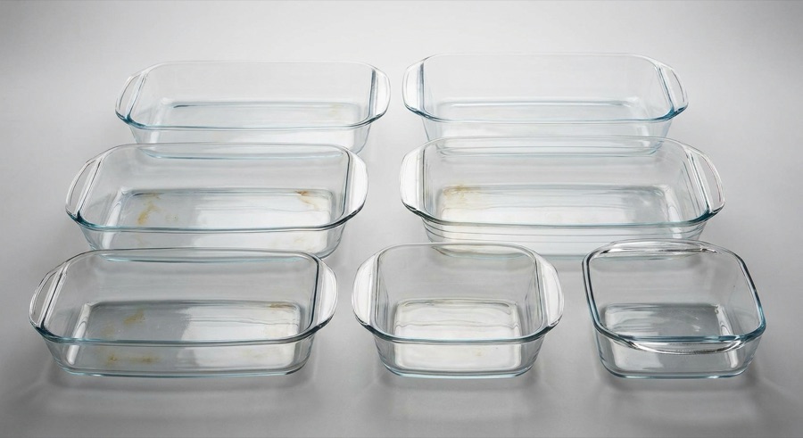Borosilicate glass bakeware